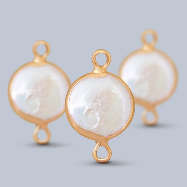 Cultured pearls coin for connectors