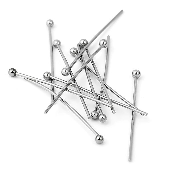 Boucle d’oreille en acier à tête ronde