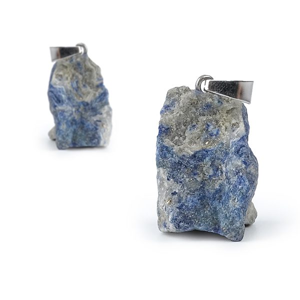 Lapis lazuli pendant in rough stone
